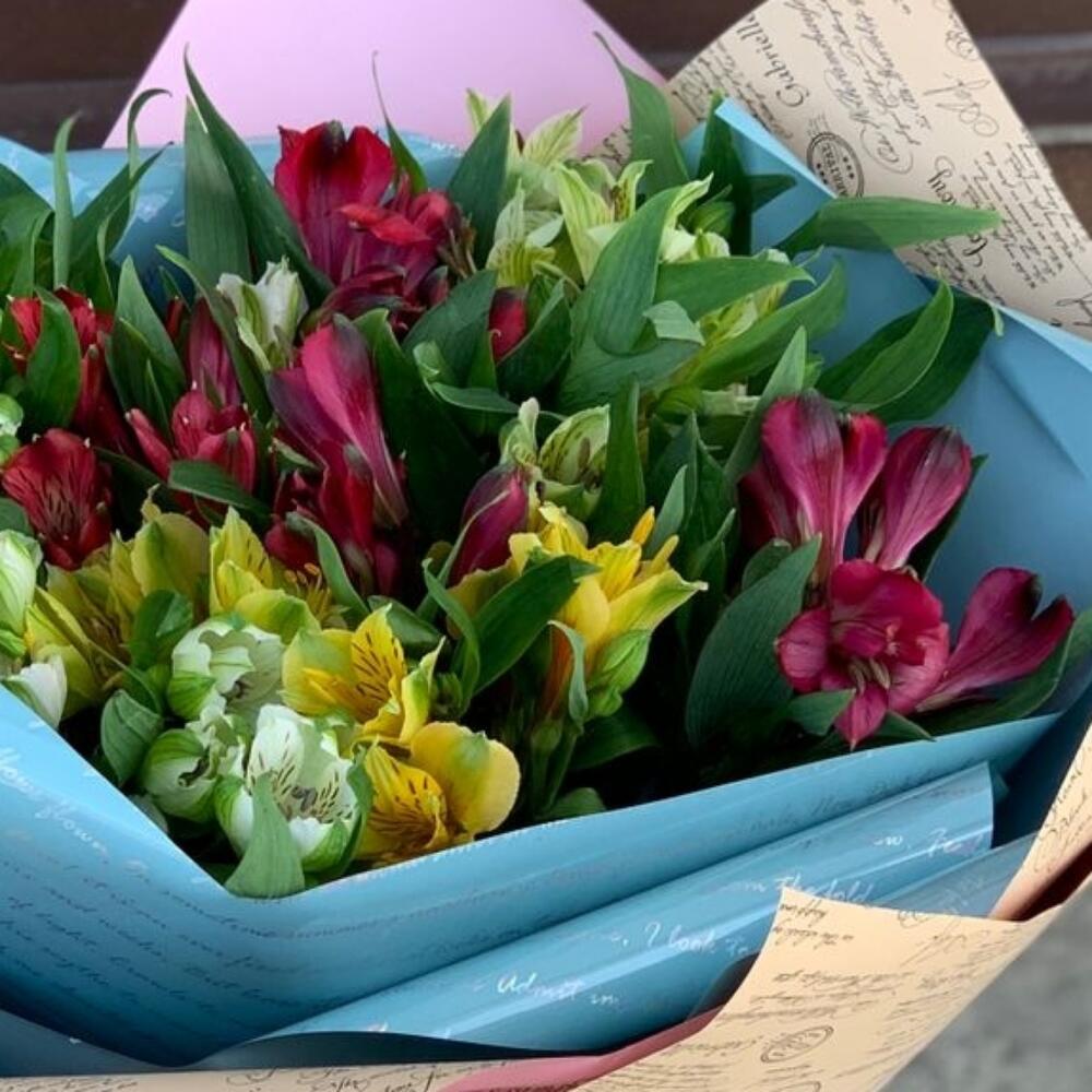 Монобукет альстромерий 15 шт Монобукет альстромерий 15 шт